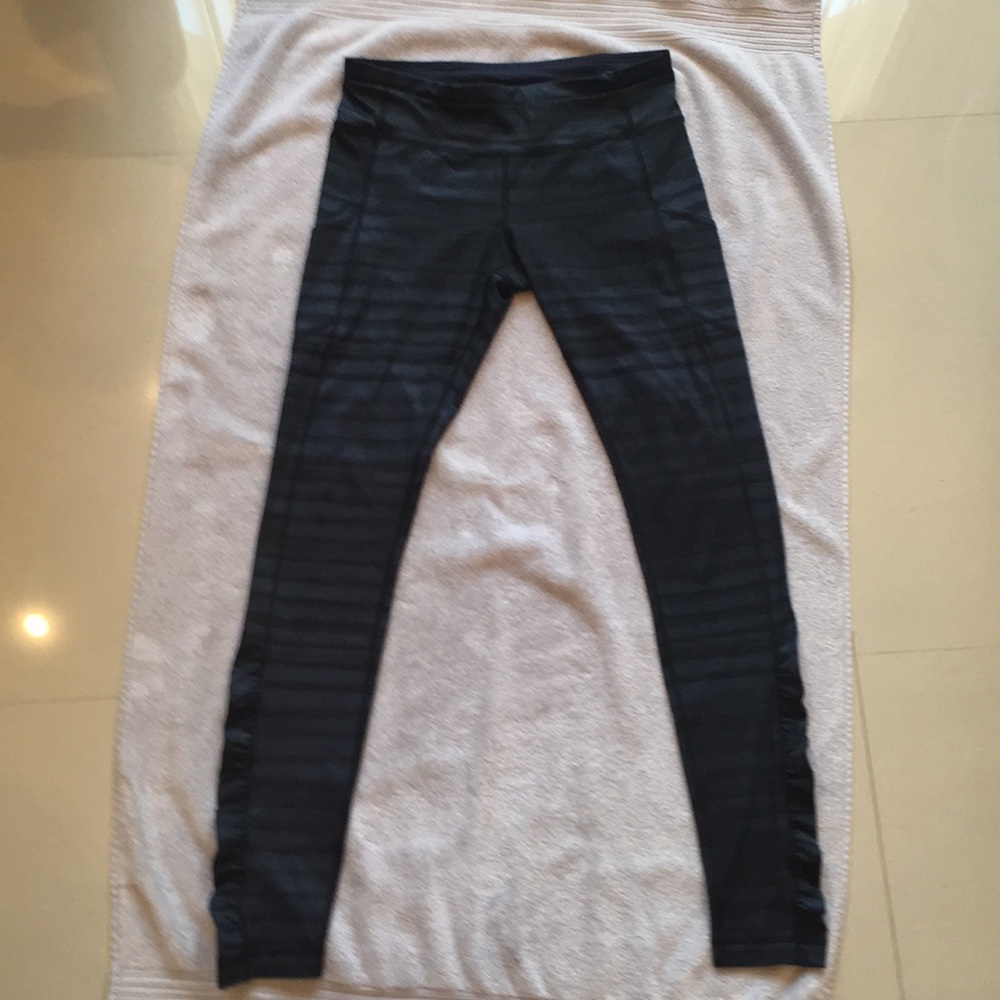 Lululemon highwater workout pants.